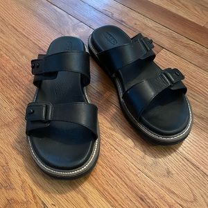 Keen leather sandals